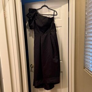 Chic One-Shoulder Black Dress